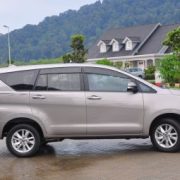 Sewa-Mobil-Innova-murah-di-Semarang